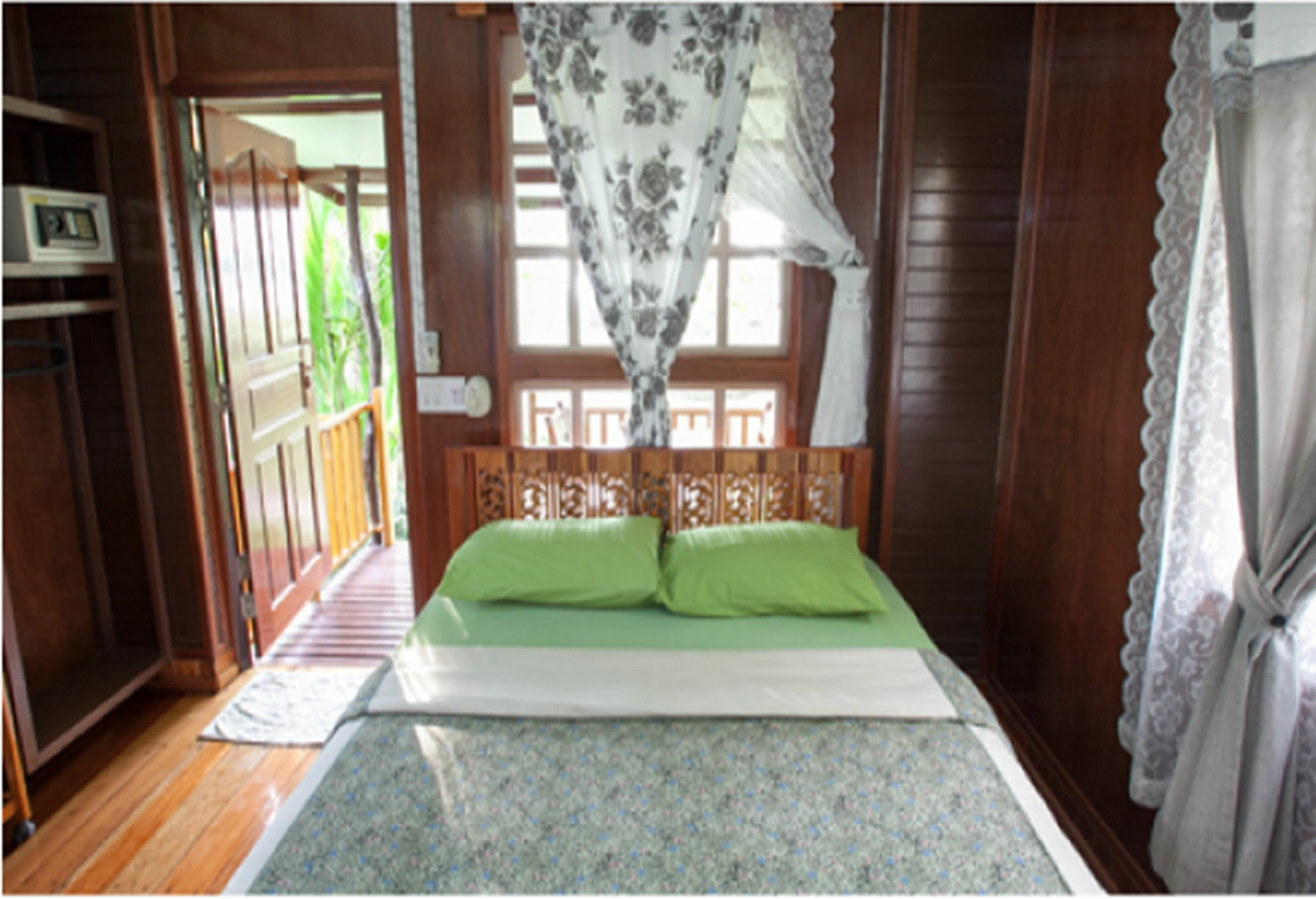 Dusita Koh Kood Resort Ko Kut Exterior foto
